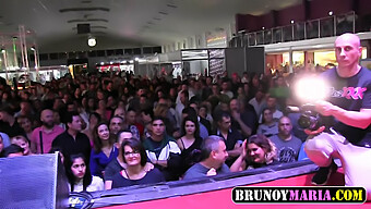 Casting Spagnolo Con Bruny Maria In Un Salone Erotico