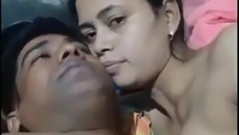 Teen (18+) Neha Sharma'S Sexy Kissing And Fisting Session