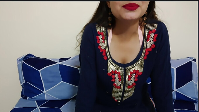 18-Year-Old Indian Girl Shows Off Her Deep Throat Skills In Hd