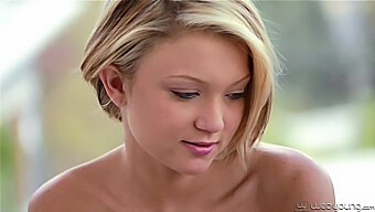 18+ Lezbiyenler: Odette Delacroix Ve Dakota Skye Ile Am Yalama Ve Tahrik