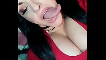 18+ Teen Gives A Fantastic Show With Her Long Tounge