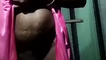 Femme Indienne Se Laisse Aller Au Sexe Brutal Avec Une Grosse Bite