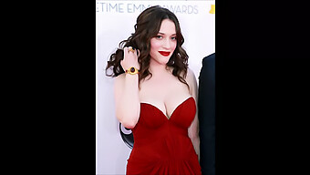 Kat Dennings Senin Zevkin Için Mastürbasyon Yapıyor