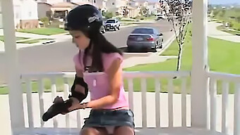 Public Masturbation: Skater Teen'S Solo Session