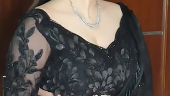 Mature Bhabhi'S Wild Adventure