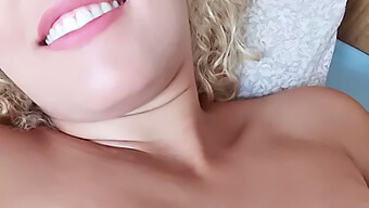 Blonde Girlfriend'S Big Natural Tits Get Fucked