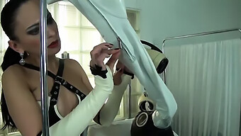 Latex A Vysoké Opätky: Moja Skúsenosť S Bdsm V Latexe