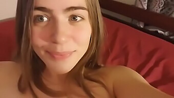 18+ Tínedžerka Sa Necháva Ošukať Chlpatým Zvieraťom