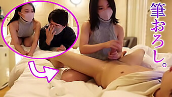 Japansk Handjob Fører Til Eksplosiv Cumshot